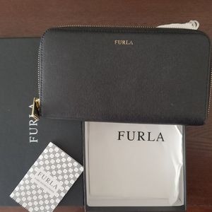 Furla leather wallet NEW